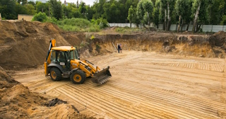Разработка котлована Ломоносов стоимость за от 574 руб. м3 - заказать работы по копке и рытью котлованов | траншей